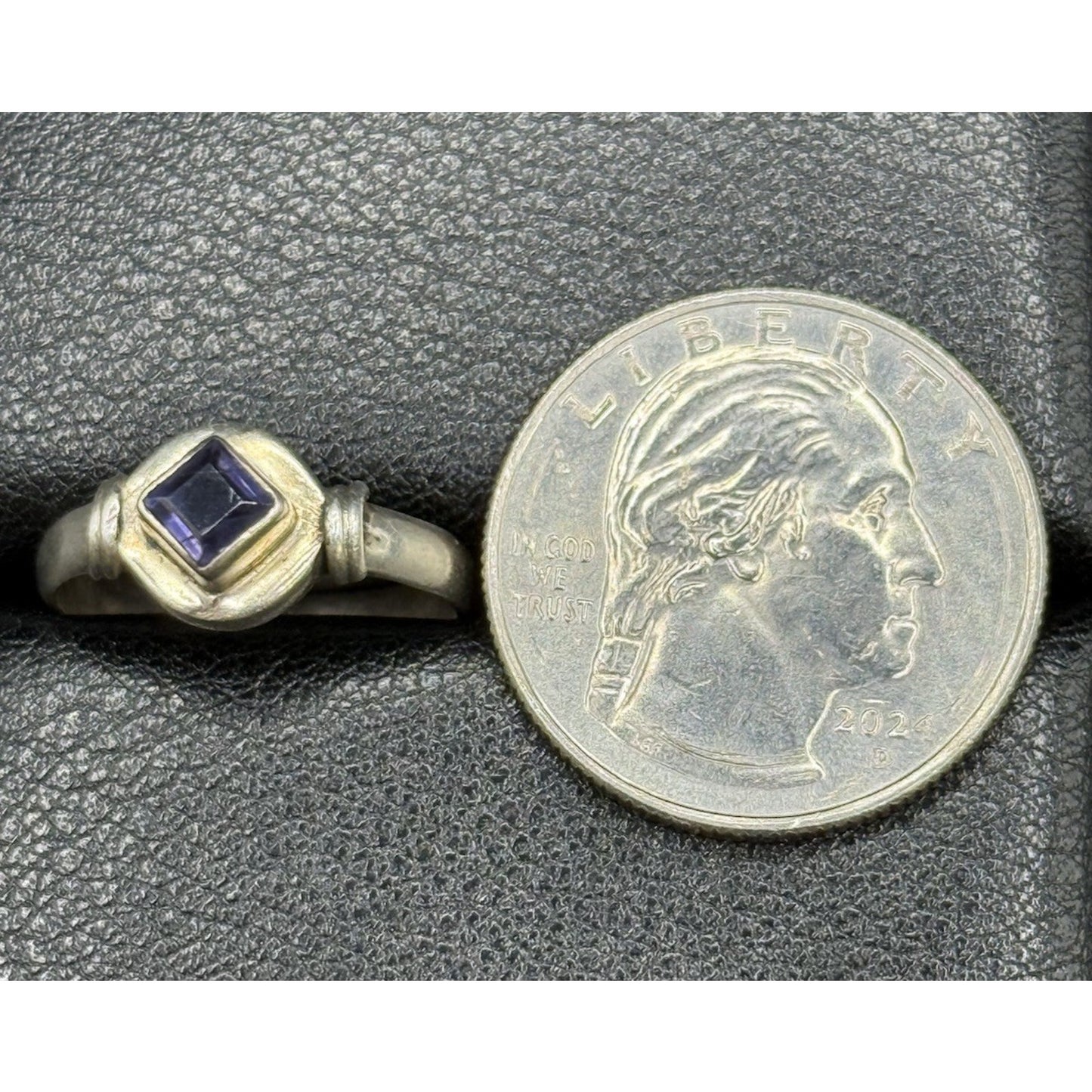 Vintage Sterling Silver Genuine Amethyst Ring Size 6.25 Q2