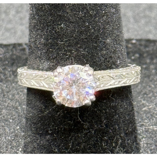 EUC Sterling Silver Vintage Design Cubic Zirconia Ring Size 6.50 P5