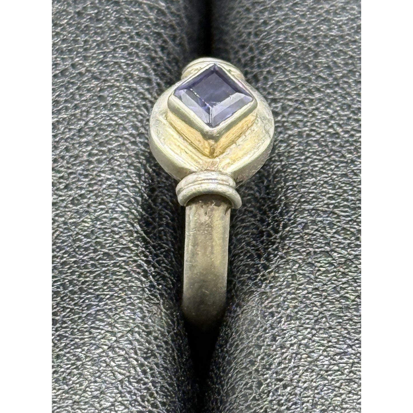 Vintage Sterling Silver Genuine Amethyst Ring Size 6.25 Q2