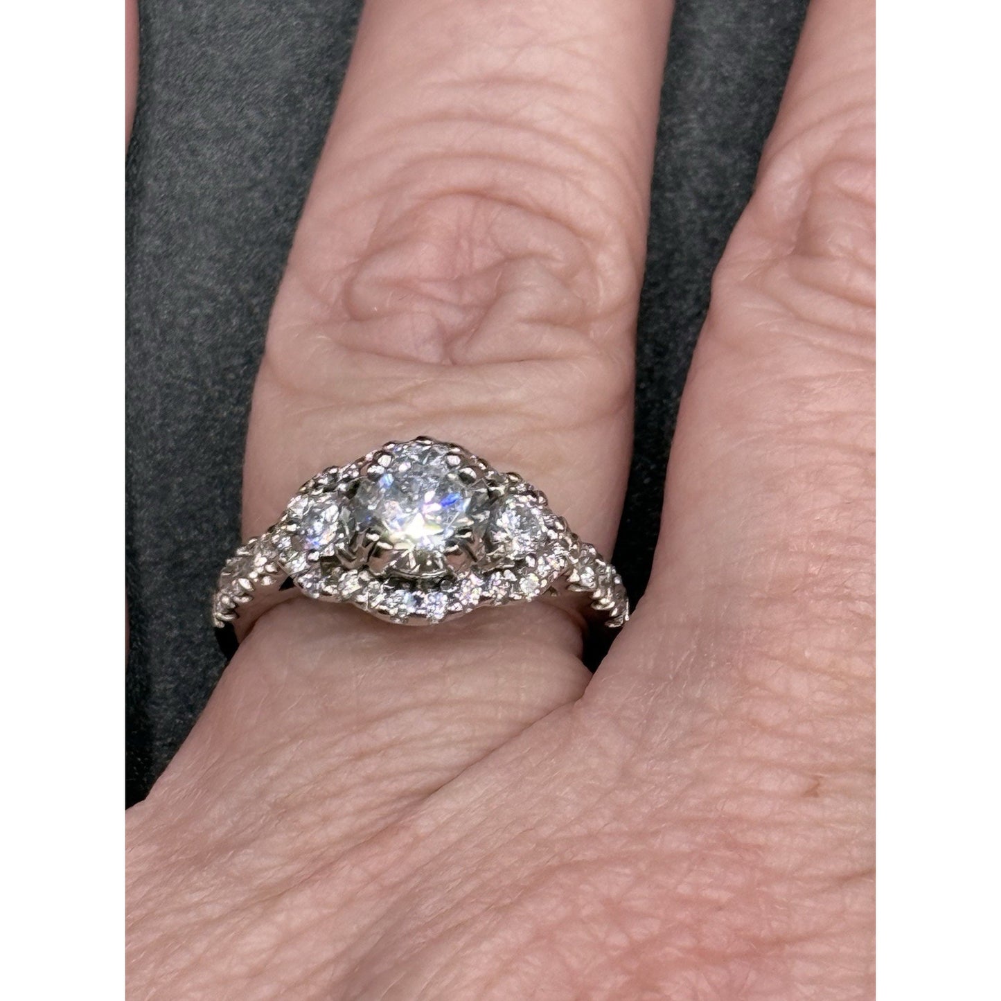 EUC Sterling Silver Cubic Zirconia 3-Stone Halo Ring Size 6.25 Q23