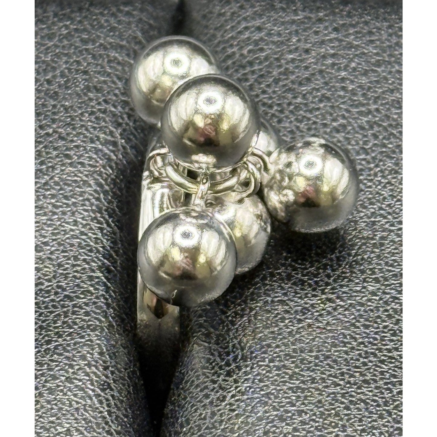 New Condition Sterling Silver Dangling Beads Ring Size 7.00 925