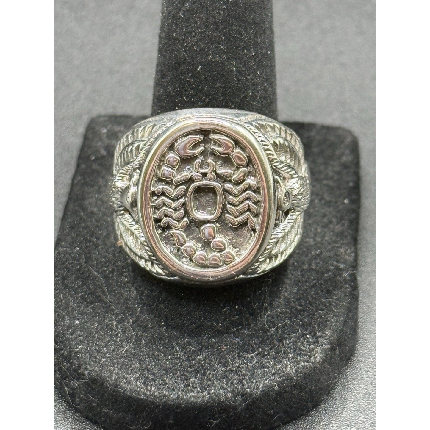 New Condition Sterling Silver Heavy Scorpion Eagle Gents Ring Size 10.00