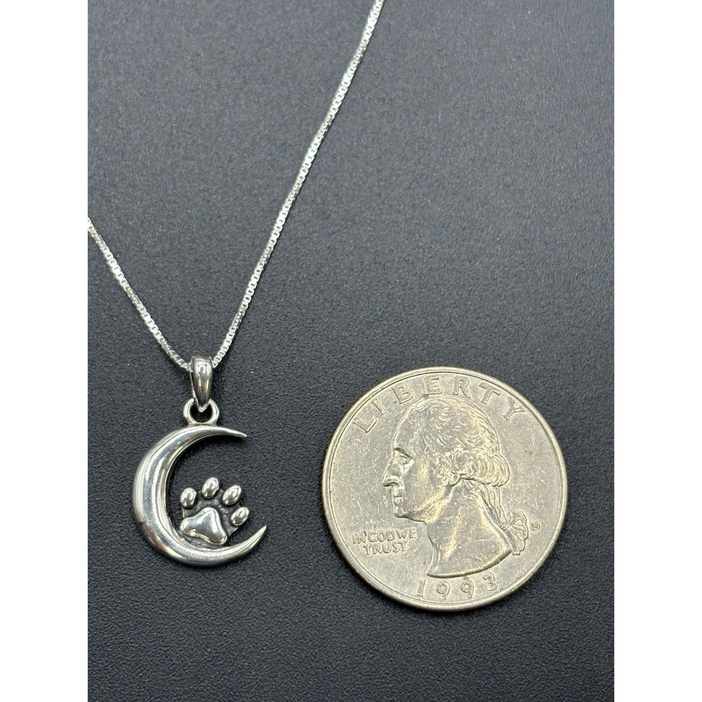 18" New Condition Sterling Silver Paw Print Moon Pendant Necklace 925