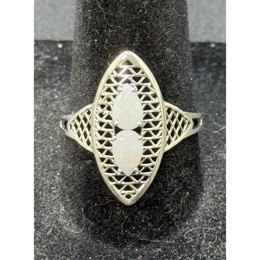EUC Sterling Silver Genuine Opal Ring Size 9.00 925 P18