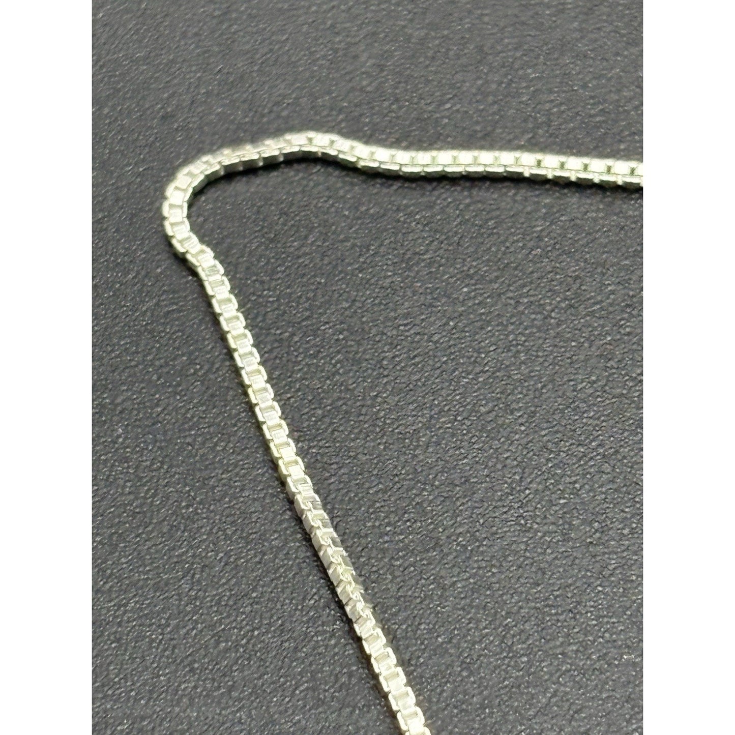 New Condition 20" Sterling Silver Skull Anchor Pendant Necklace