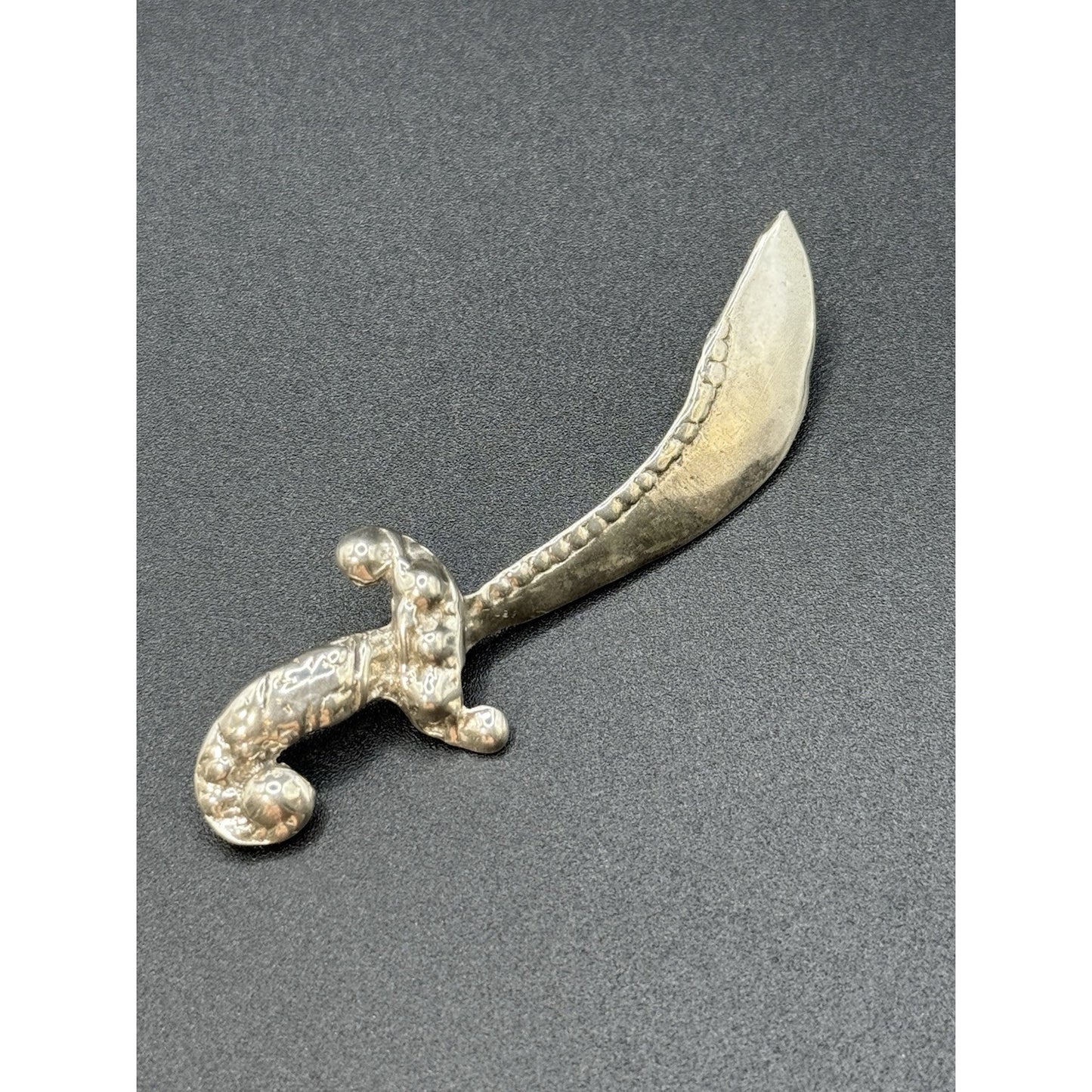 Vintage Sterling Silver Scimitar Brooch Pin 10 Grams P6