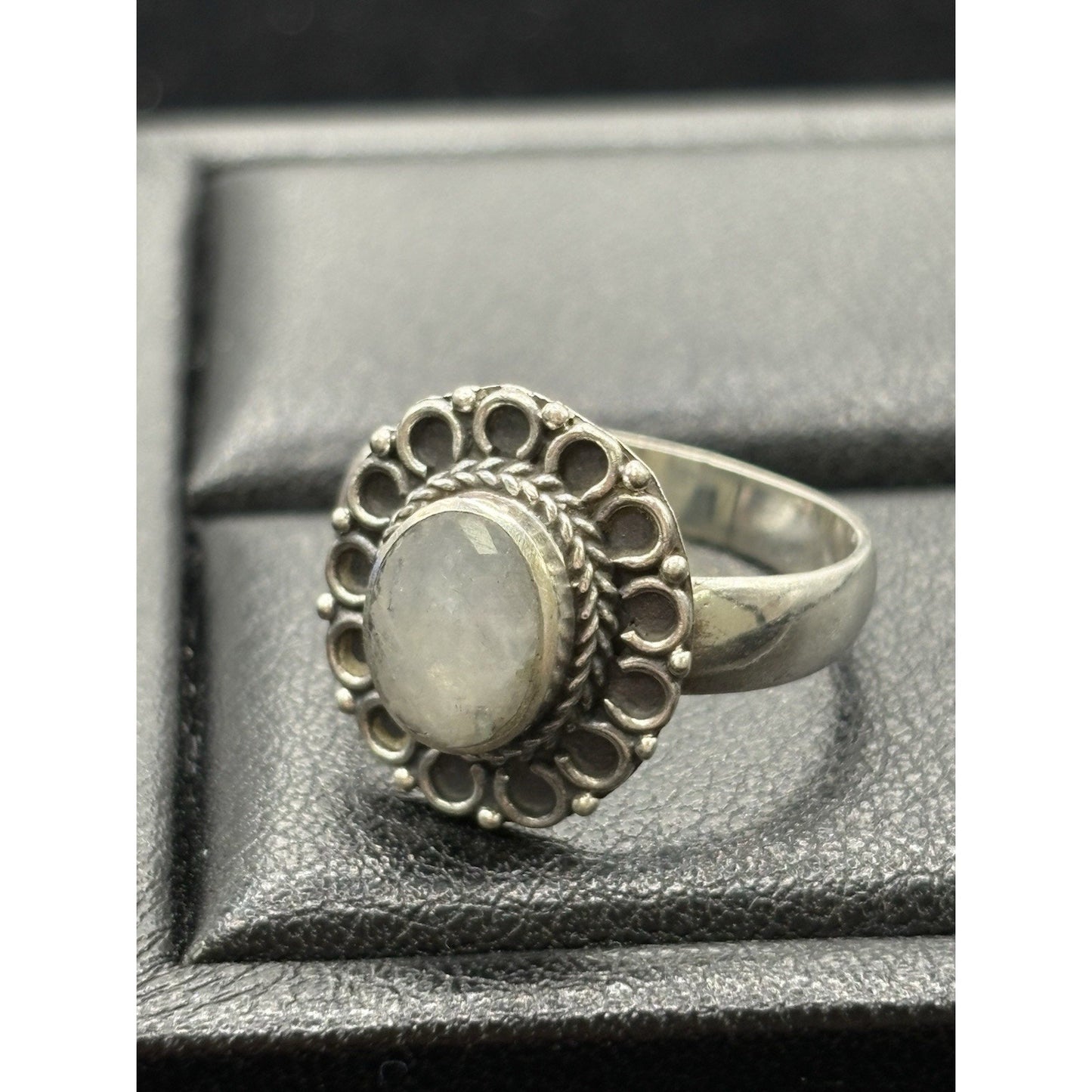 New Condition Sterling Silver Moonstone Ring Size 7