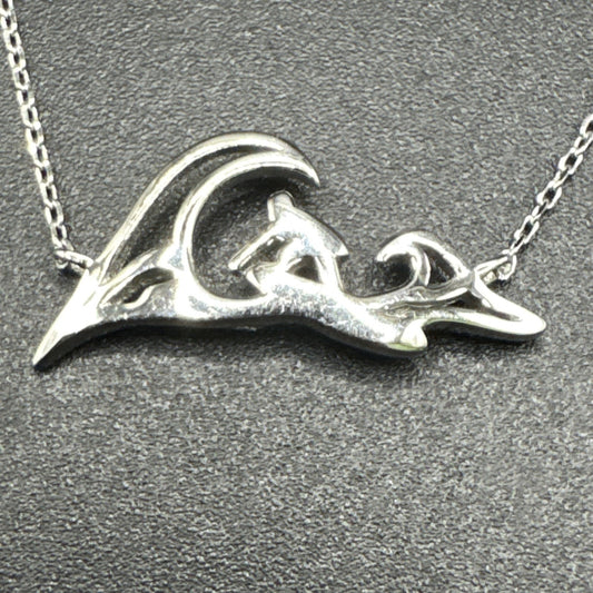 New Condition 18” Surfing Wave Pendant Necklace 925