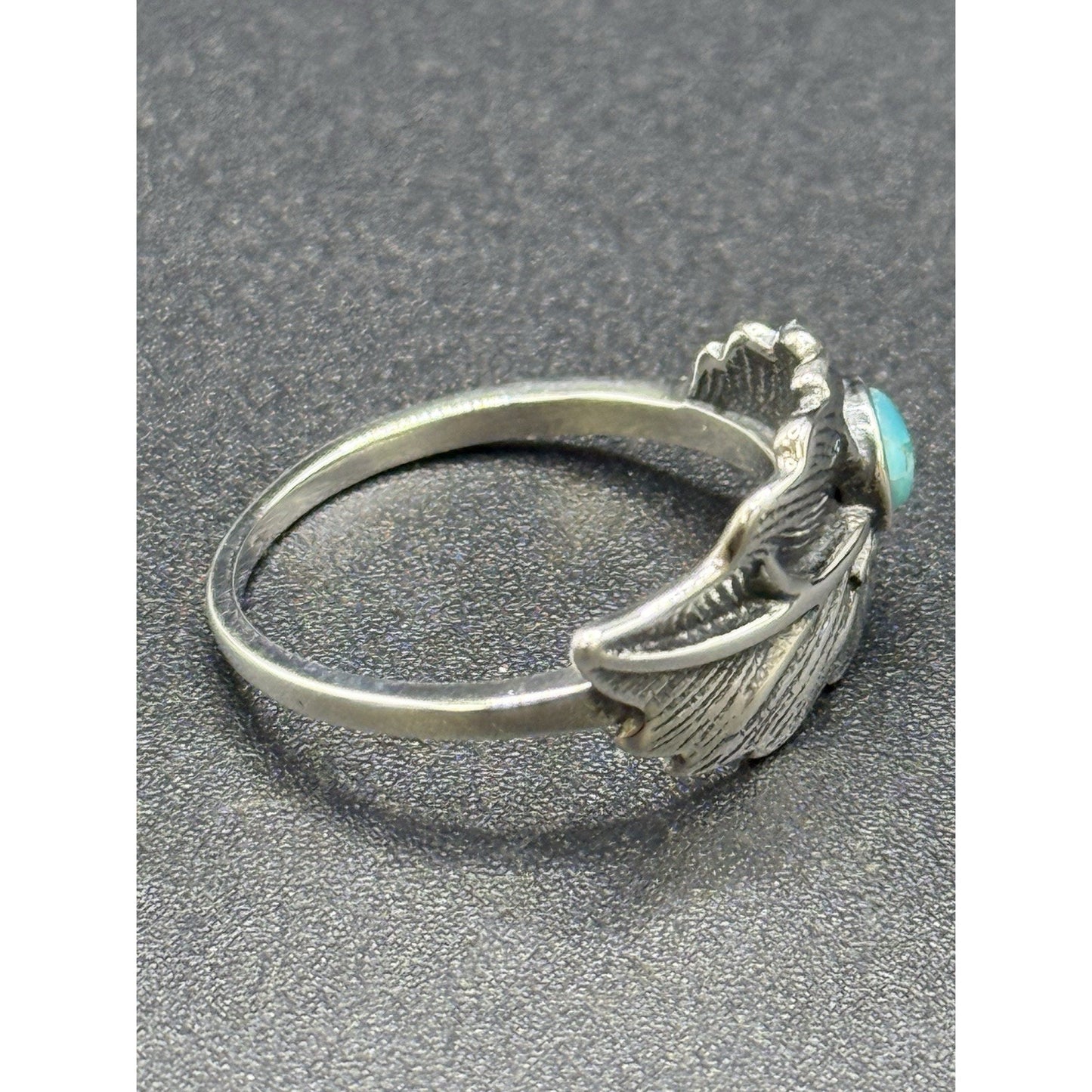 New Condition Sterling Silver Genuine Turquoise Ring Size 7.00