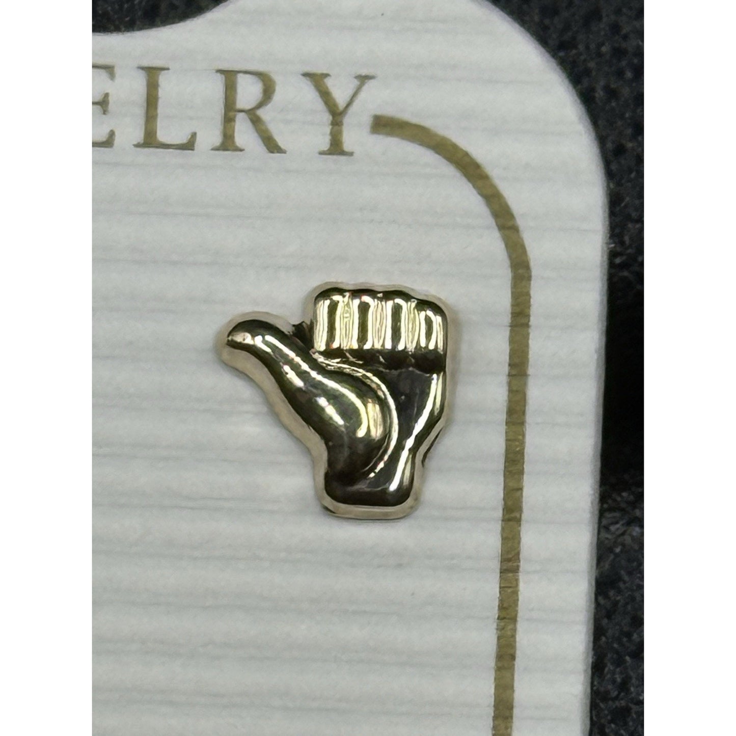 New Condition 14k Gold Thumbs Up Dainty Stud Earrings