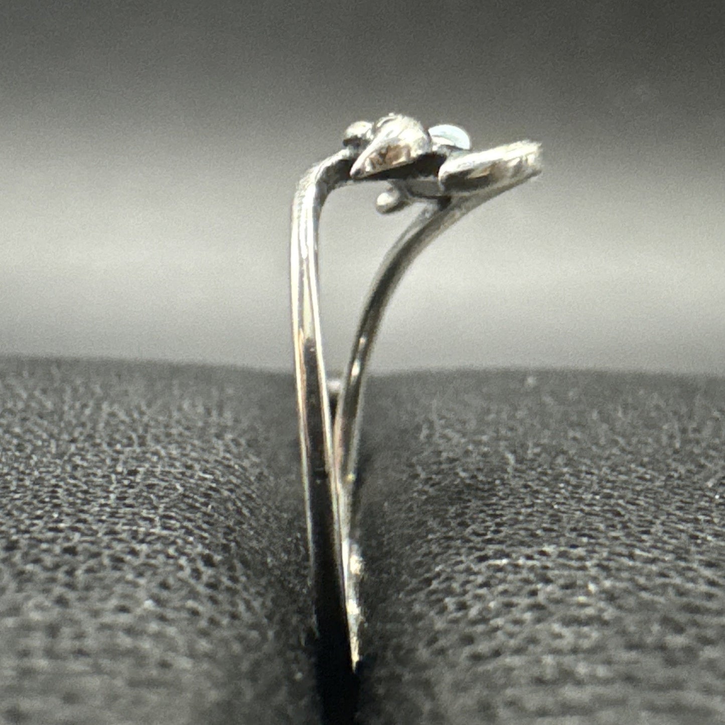 New Condition Sterling Silver Laramar Dolphin Wave Ring 925 Size 7