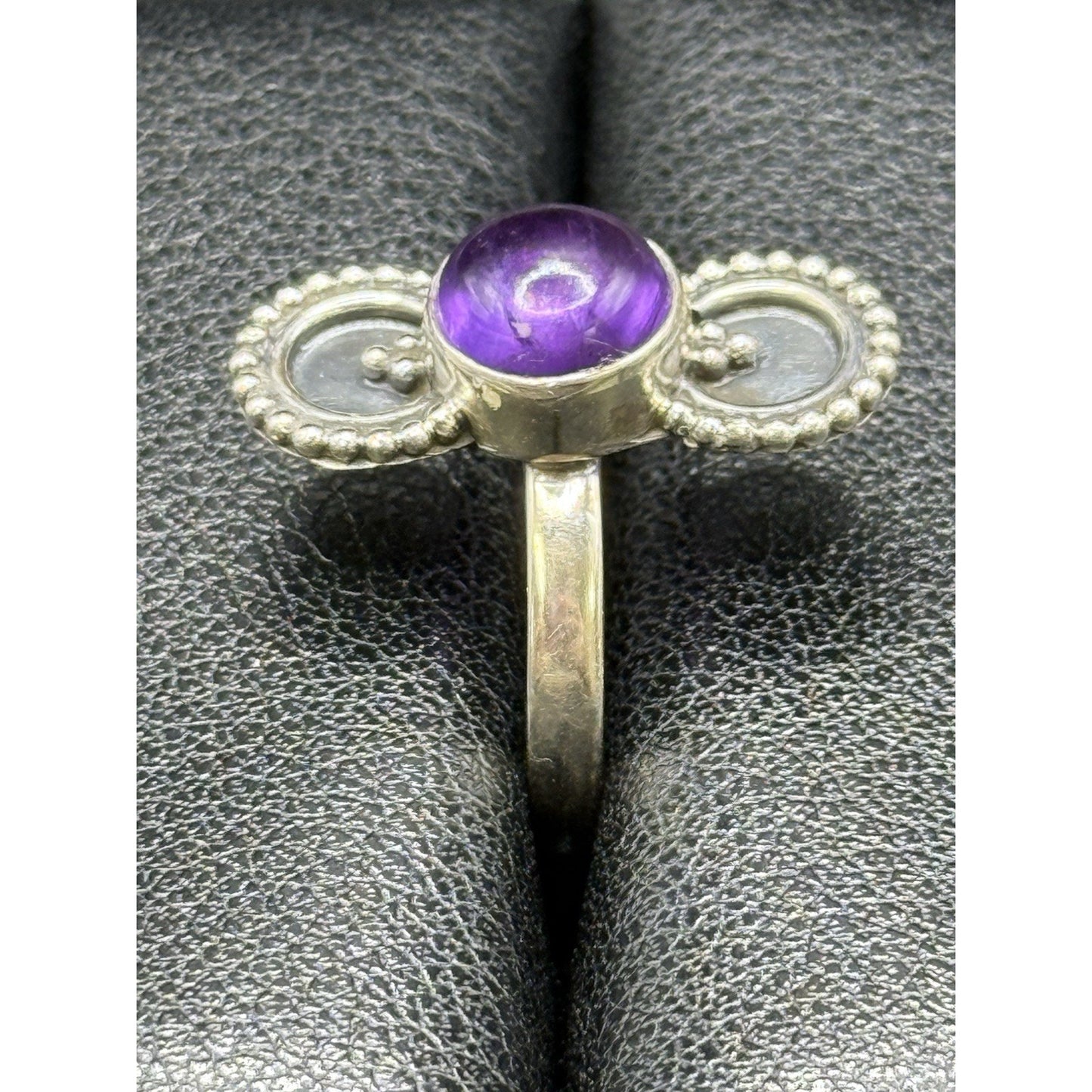 New Condition Sterling Silver Genuine Cab Amethyst Ring Size 7.00