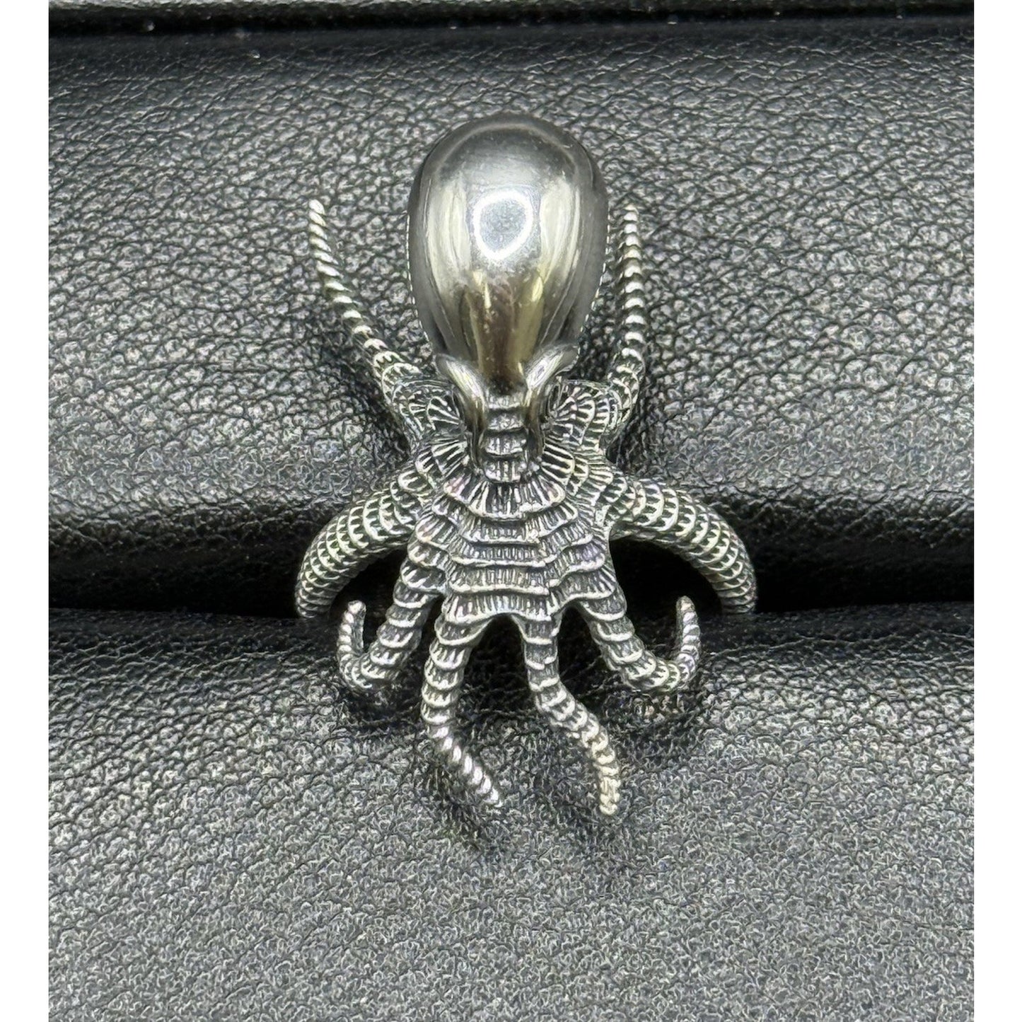 New Condition Sterling Silver Octopus Ring Size 7.00