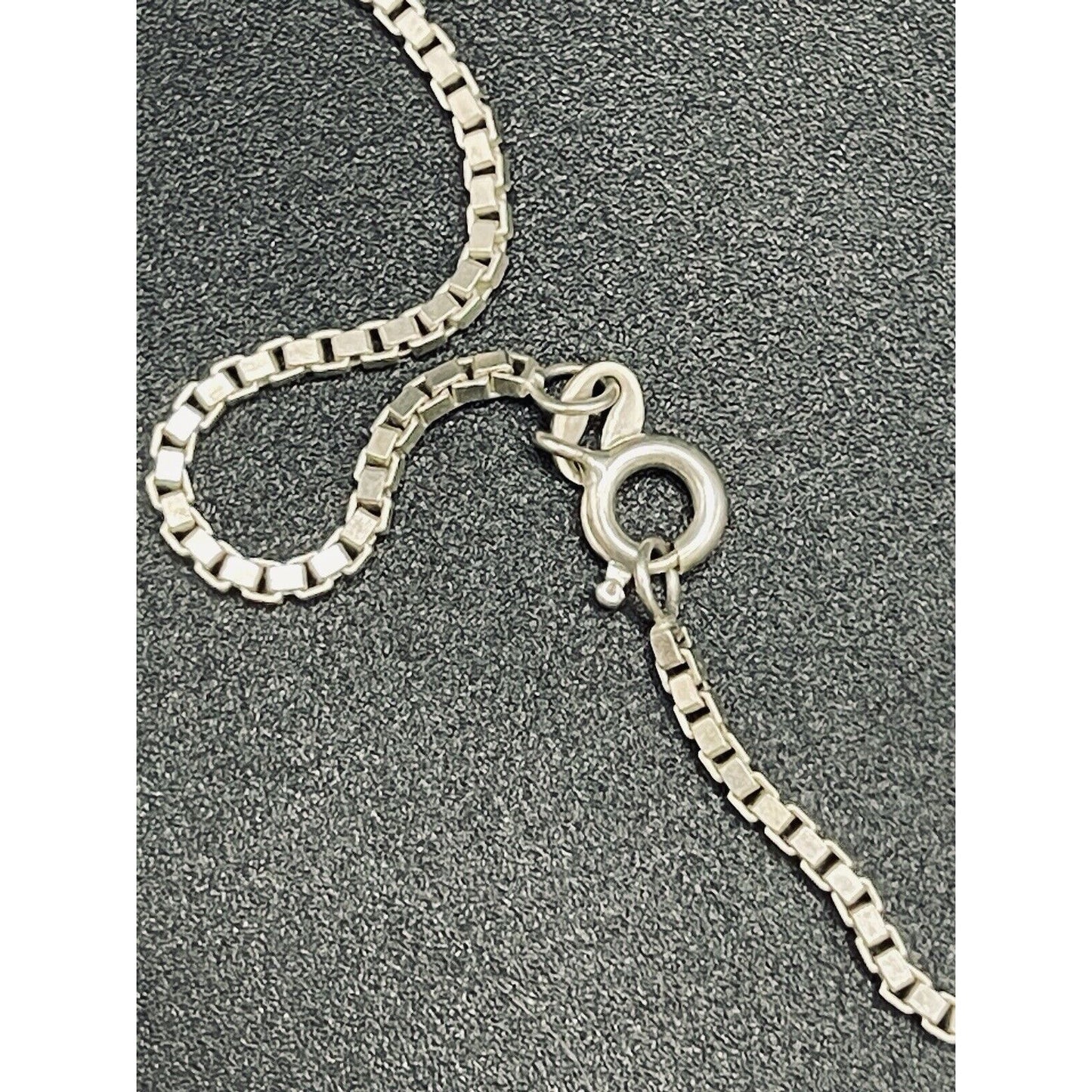 30” K. Natachu Native America Sterling Silver Coral Cross Pendant Necklace L9