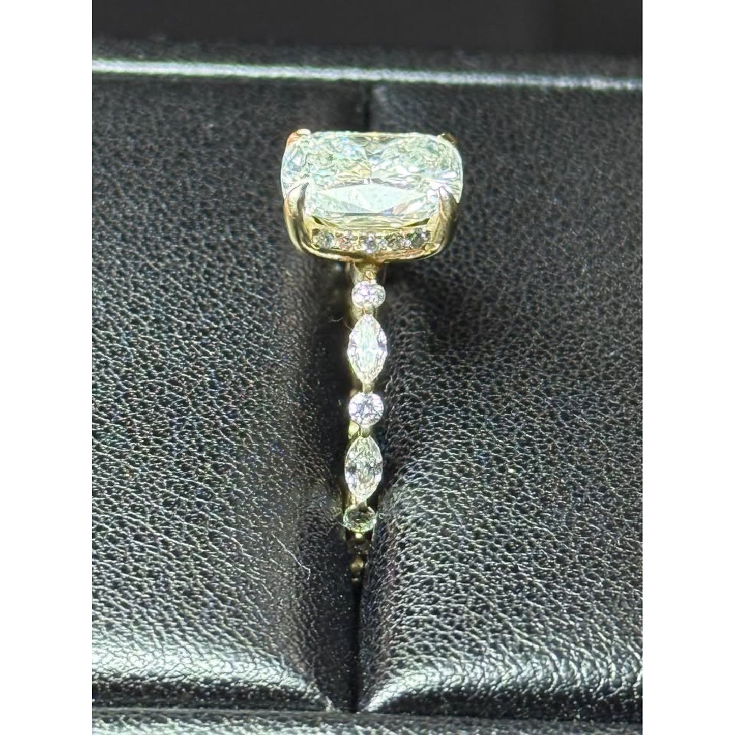 Brand New 14k Yellow Gold 3.01 Cushion Cut Lan Grown Diamond Ring E Color VVS2 Clarity IGI