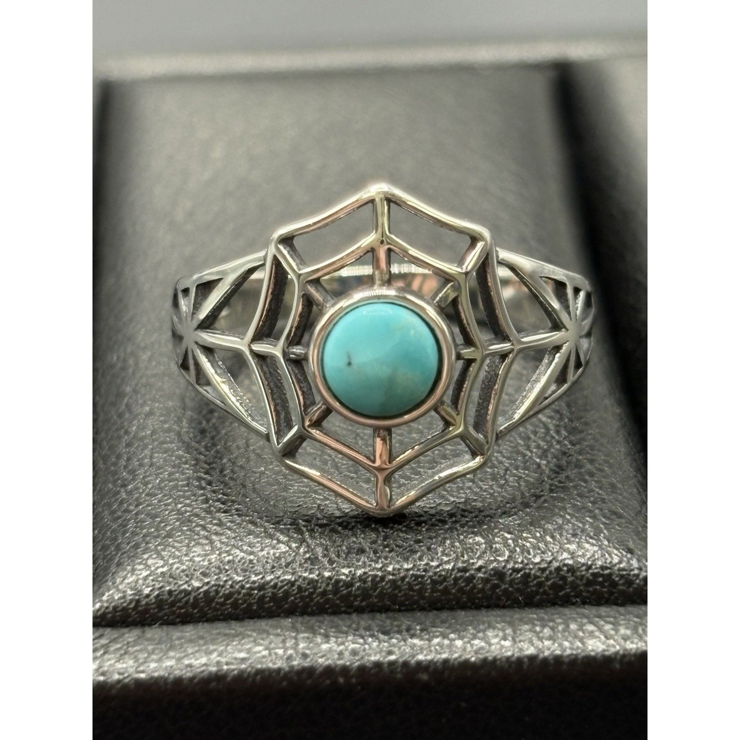 New Condition Sterling Silver Genuine Turquoise Spiderweb Ring Size 7