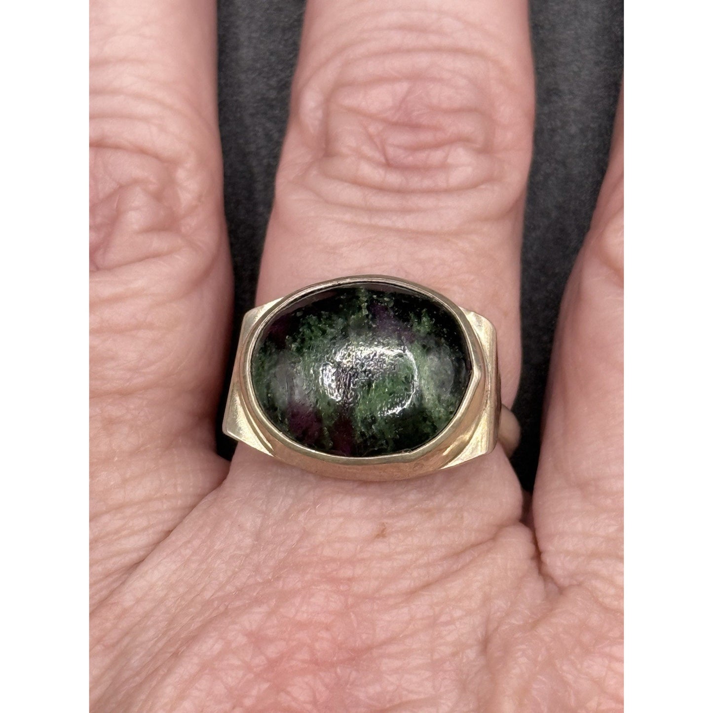 Vintage Sterling Silver Ruby Zoisite Ring Size 8.25 Q16
