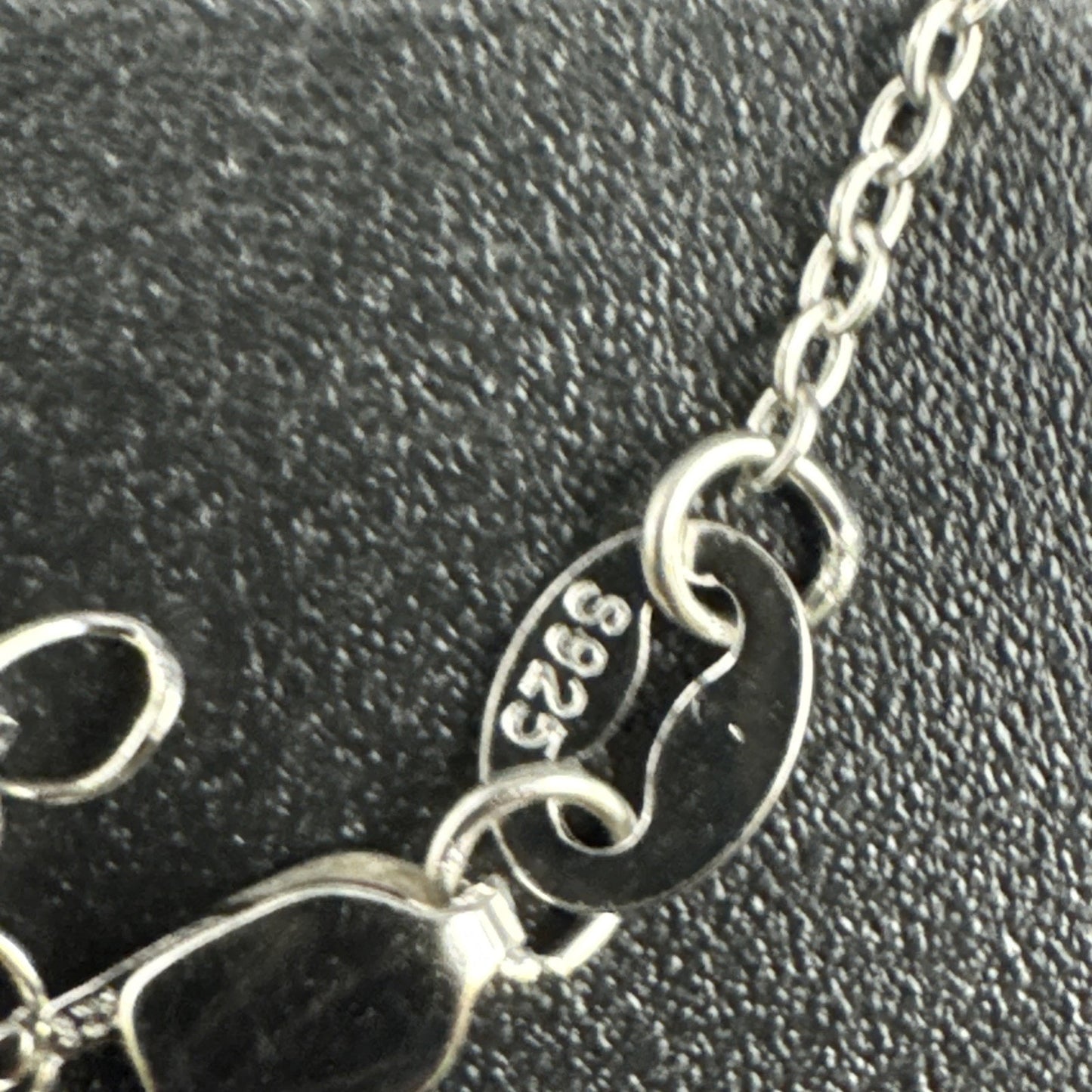 New Condition 20” Sterling Silver Feline Memorial Cat Urn Pendant Necklace 925