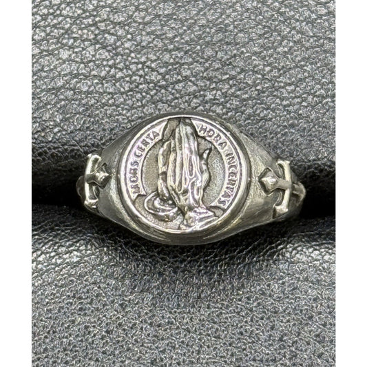 New Condition Sterling Silver Praying Hands Ring Size 7.00 925