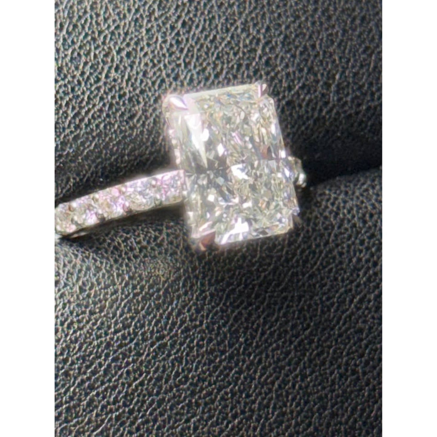 Brand New 14k White Gold 4.01 Carat Radiant Lab Grown Ring E Color VS1 Clarity IGI