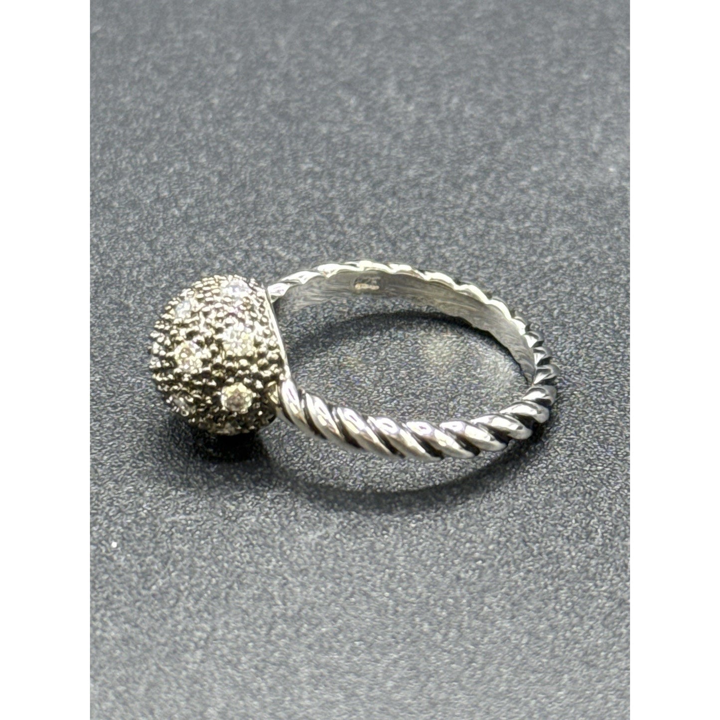New Condition Sterling Silver Textured Rope Ball Ring Size 7.00