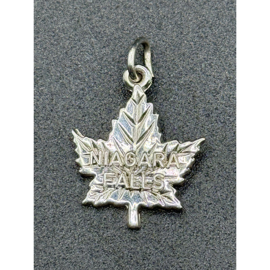 Niagara Falls Canada Maple Leaf Charm Rembrandt 925 N20