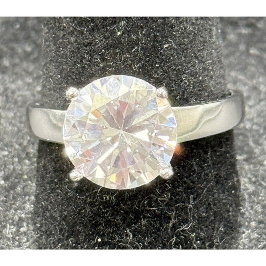 New Condition Sterling Silver 10MM Round Brilliant C.Z. Solitaire