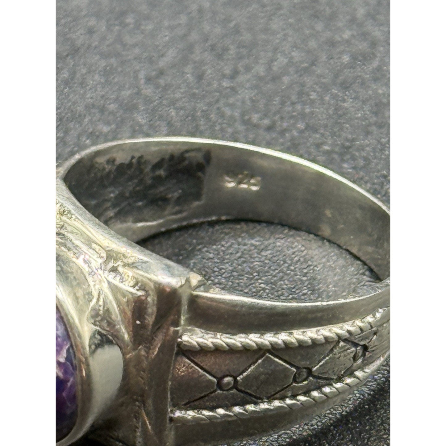 EUC Sterling Silver Purple Copper Ring Size 8.00 Q24