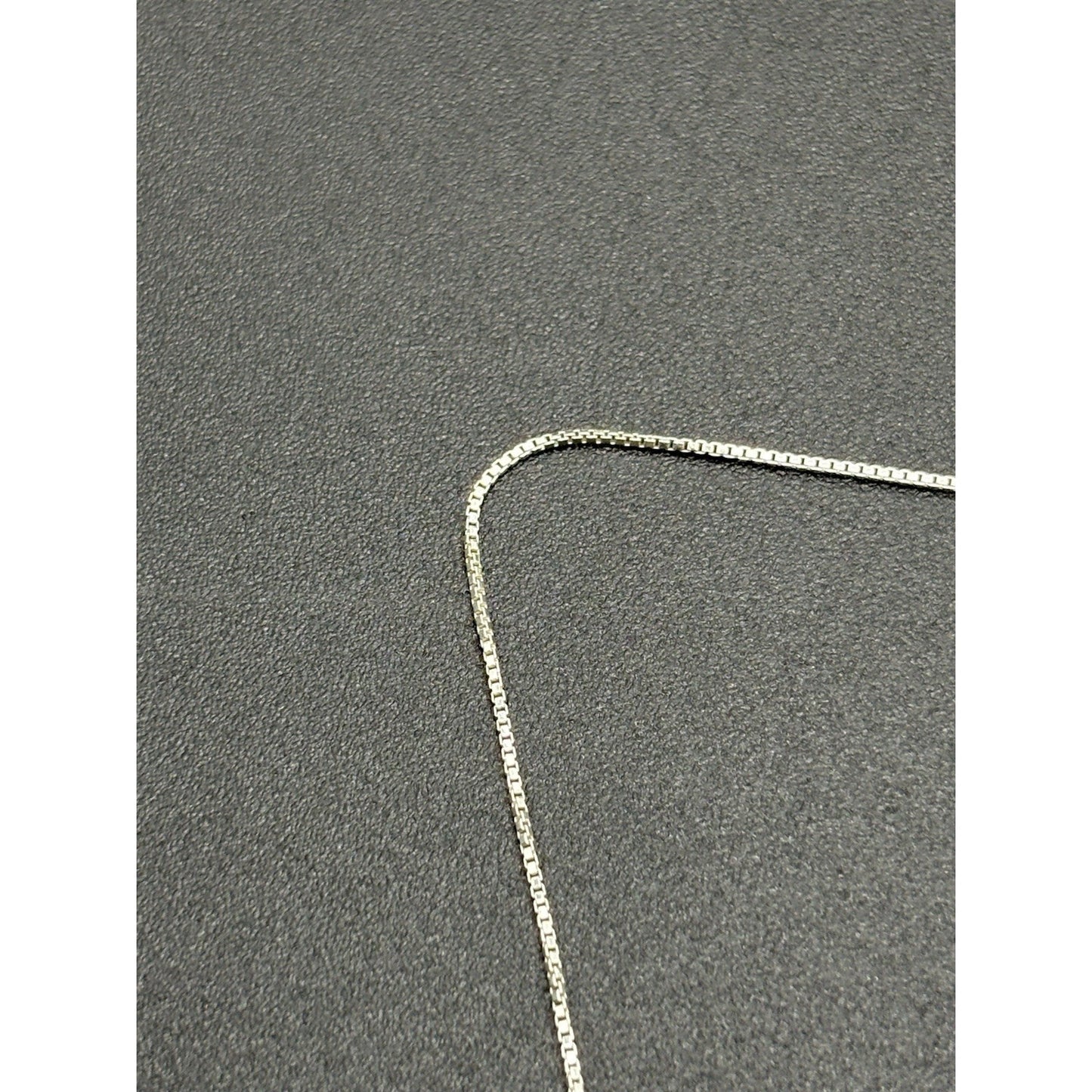 New Condition 18" Sterling Silver Paw Print Moonstone Pendant Necklace