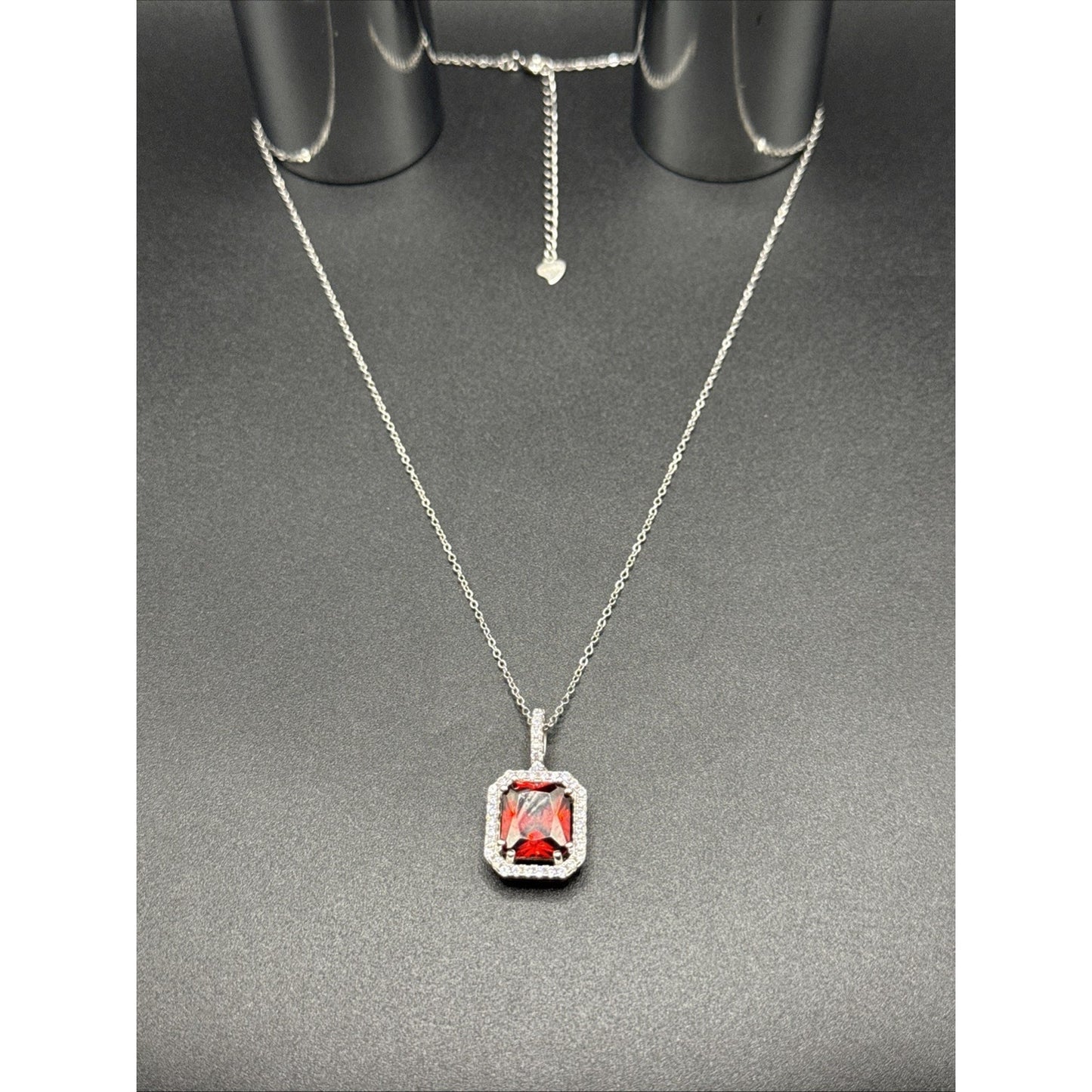 18” Sterling Silver Red CZ Halo Pendant Necklace 925 T27