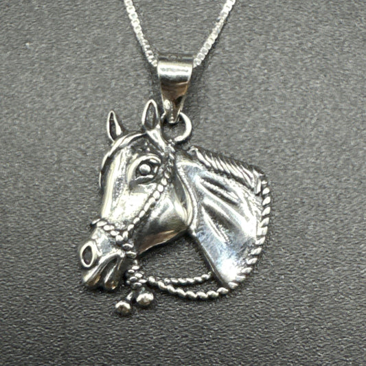 New Condition Sterling Silver 18” Horse Pendant Necklace 925