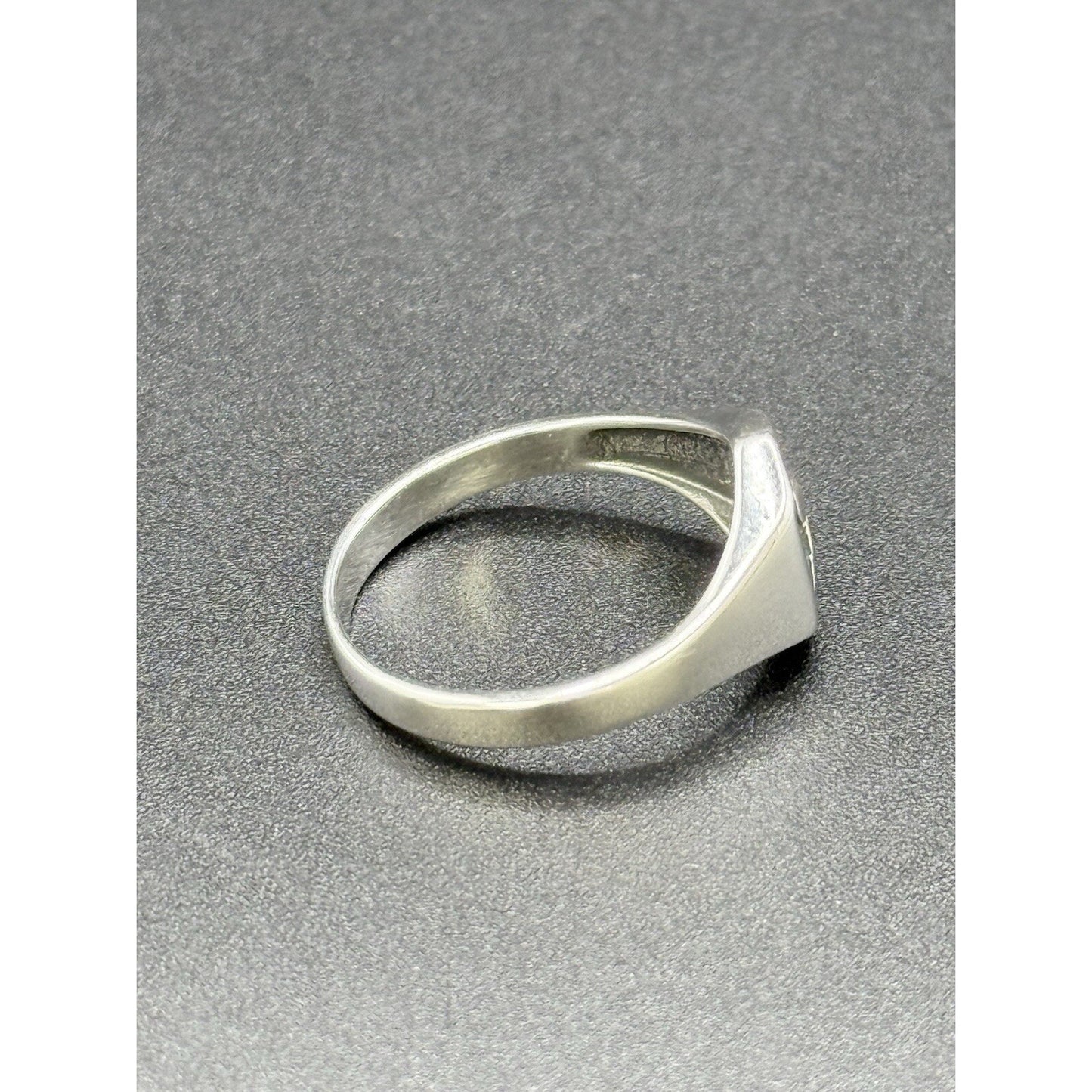 New Condition Sterling Silver Mountains Moon Ring Size 9.75
