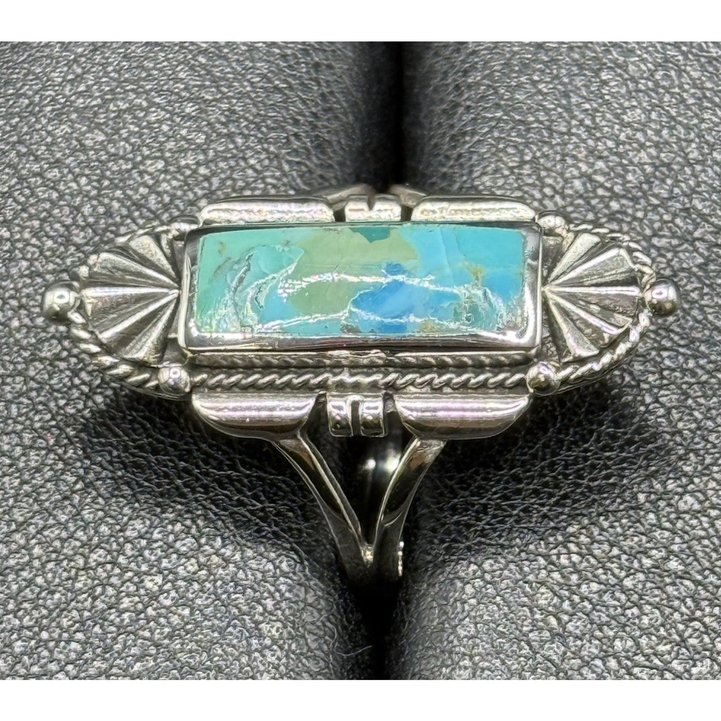 New Condition Sterling Silver Art Deco Turquoise Ring Size 9.50 925