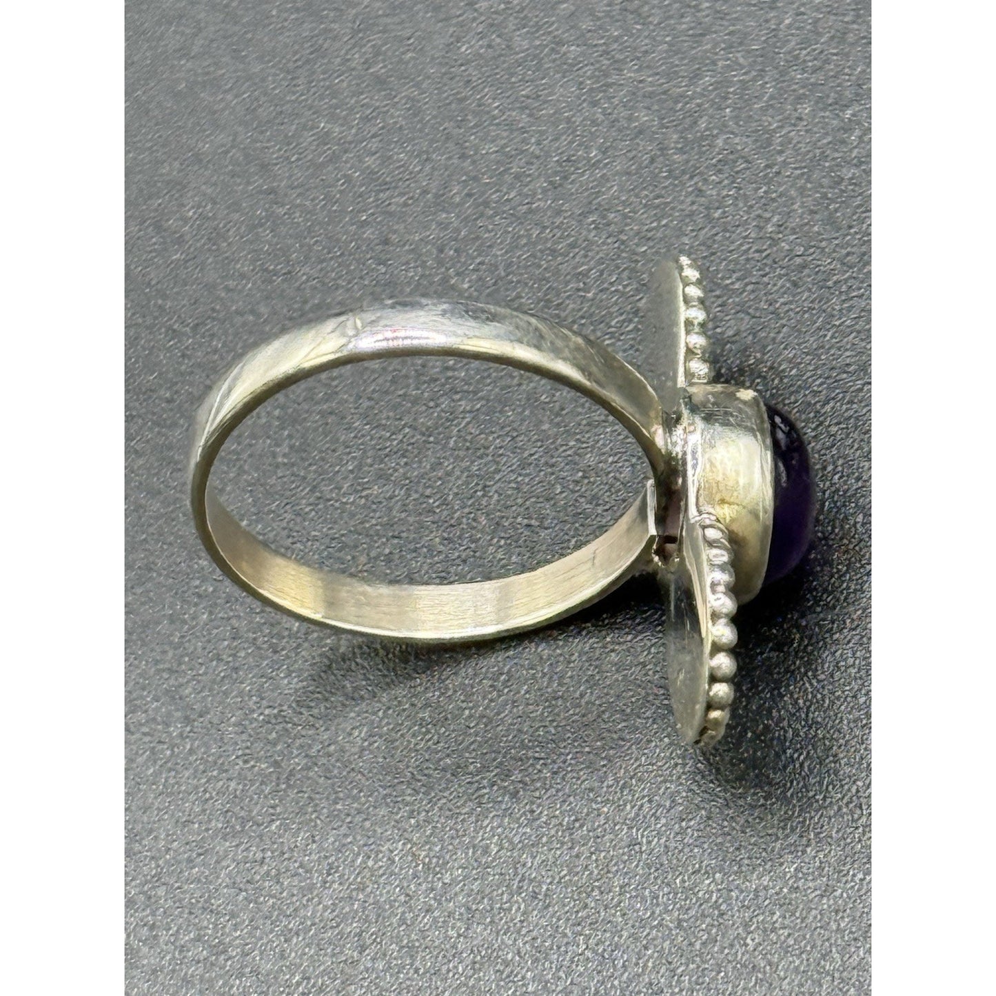 New Condition Sterling Silver Genuine Cab Amethyst Ring Size 7.00