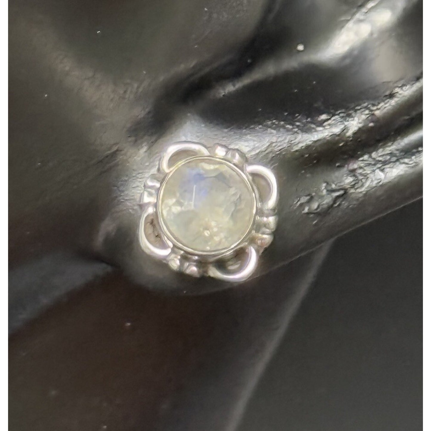 New Condition Sterling Silver Genuine Moonstone Stud Earrings 925 5MM