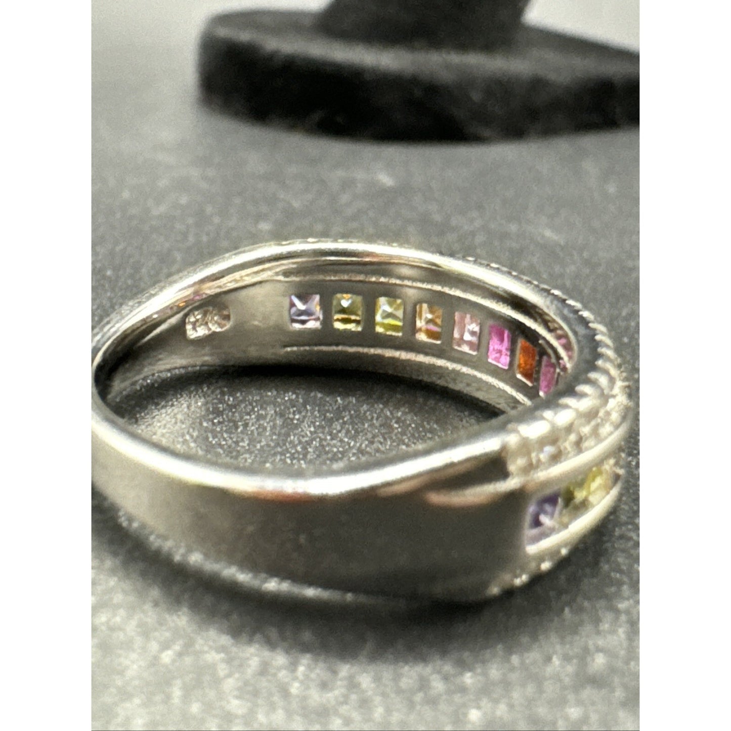 New Condition Sterling Silver Multi Color CZ Row Band Ring 925 Size 7