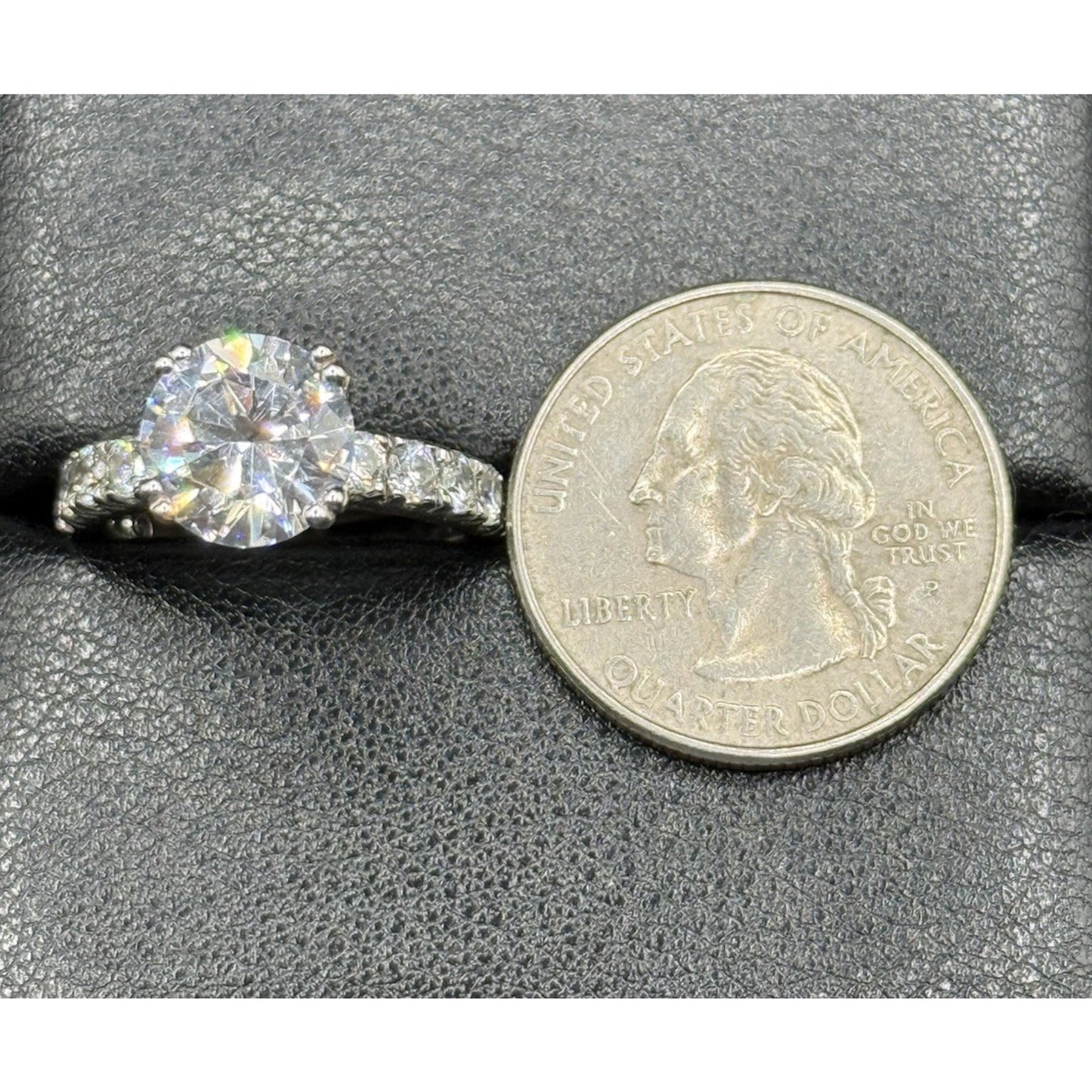 EUC Sterling Silver Cubic Zirconia 3 carat Engagement Ring Size 6.25 Q23
