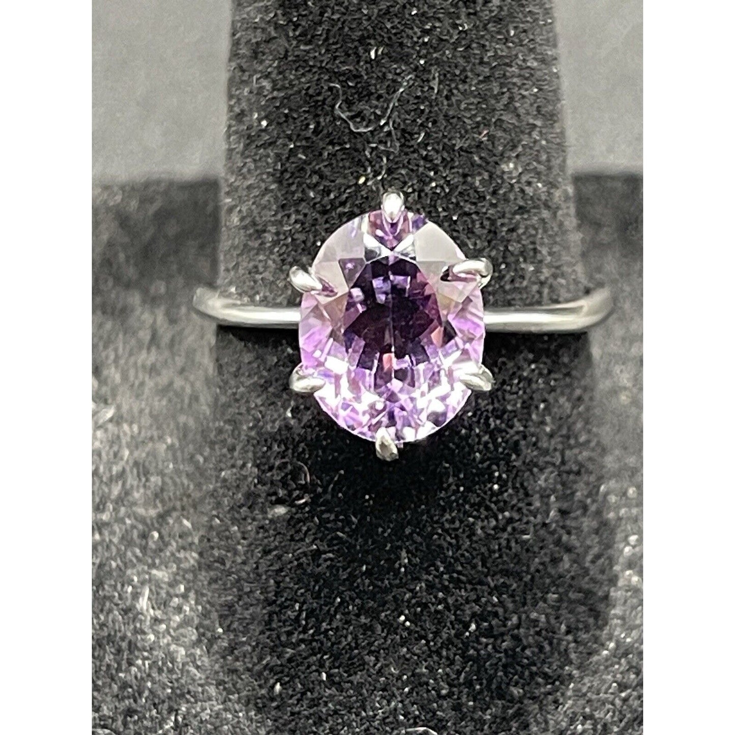 New Condition Sterling Silver Amethyst Solitaire 10x8MM Ring Size 6.00