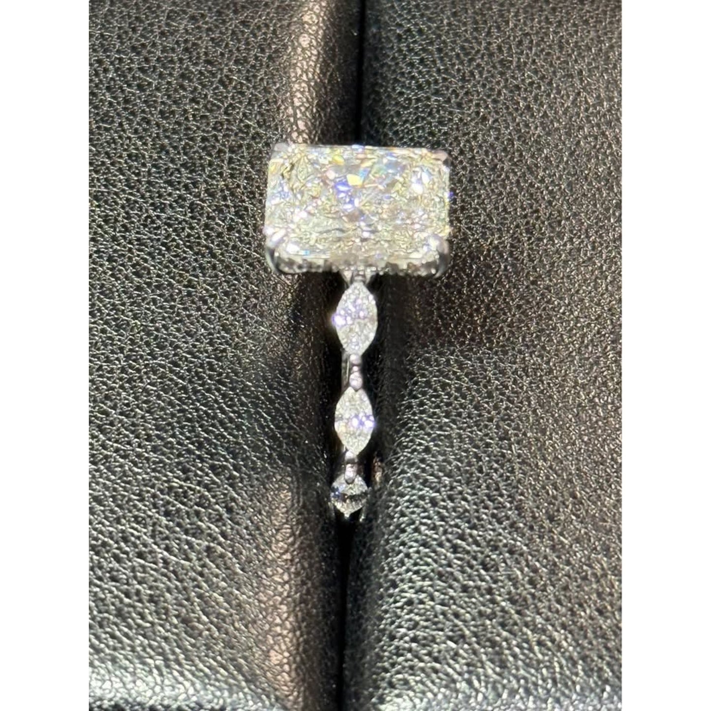 Brand New 14k White  Gold 3.05 Radiant Lab Grown Diamond Ring E Color VS1 Clarity IGI