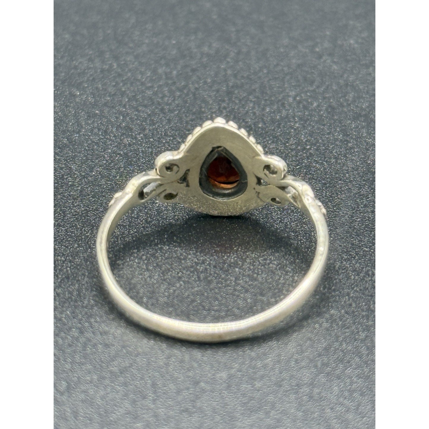 EUC Sterling Silver Genuine Ruby Tear Drop Ring Size 10.00 925 Q21
