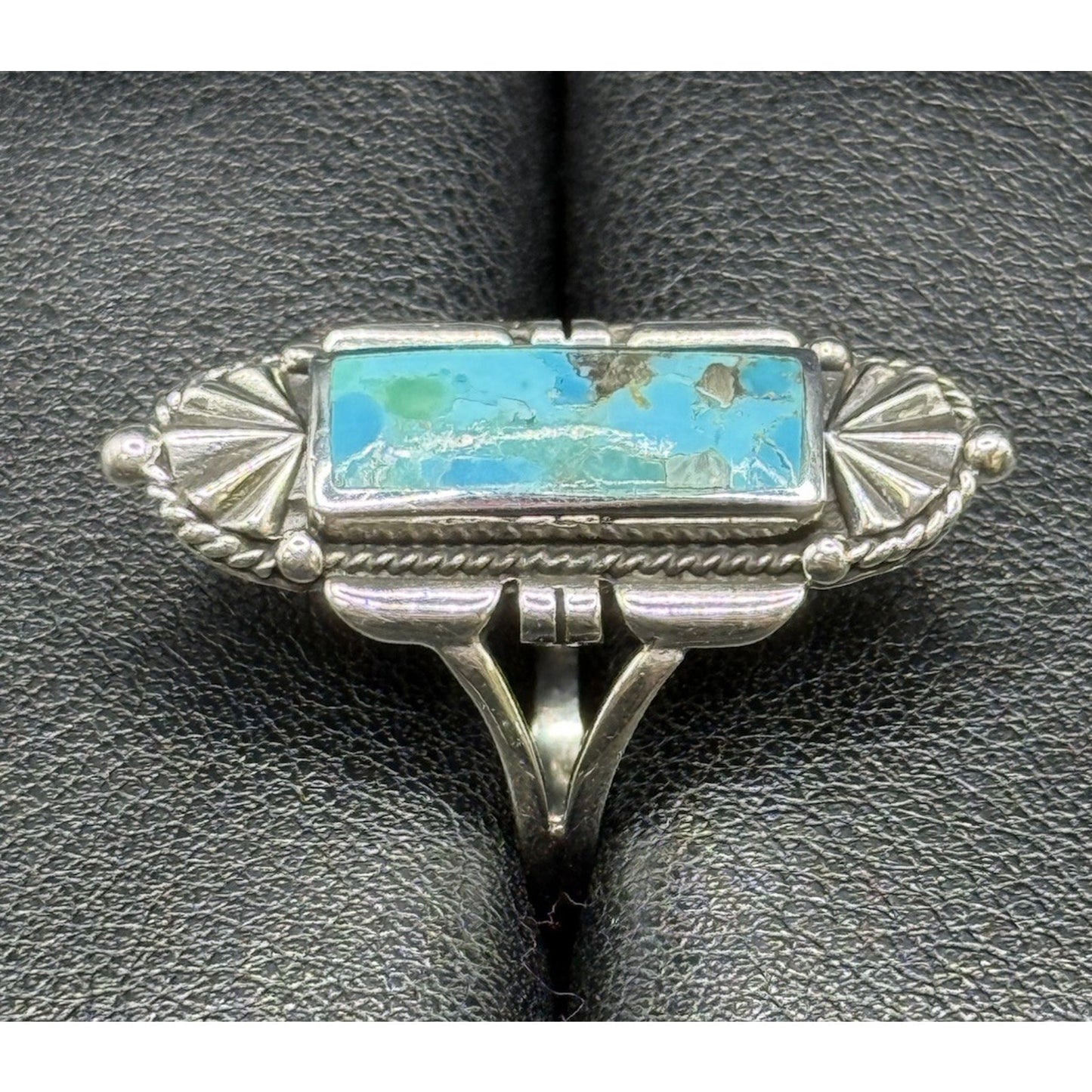 New Condition Sterling Silver Genuine Turquoise Ring Size 9.50