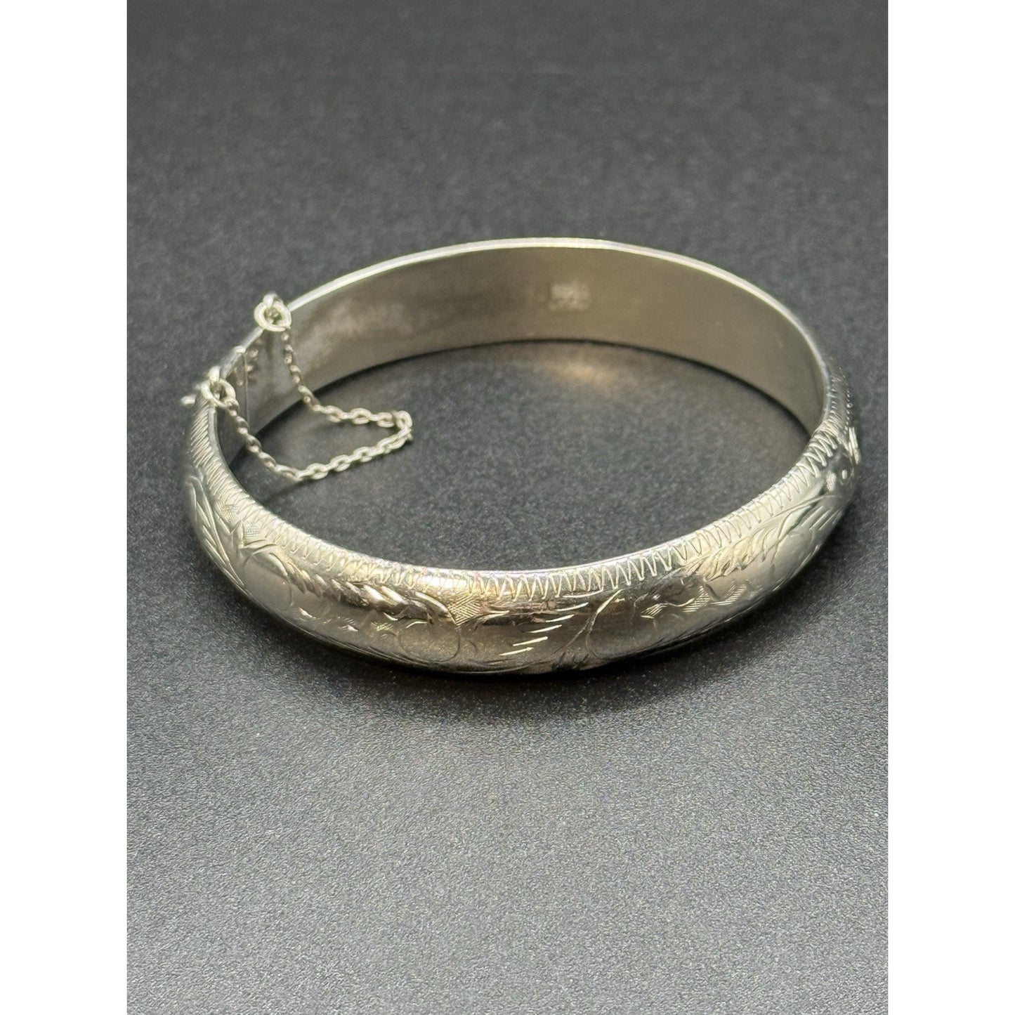 7” Vintage Sterling Silver Engraved Hinged Bangle Safety Chain 17 Grams P5
