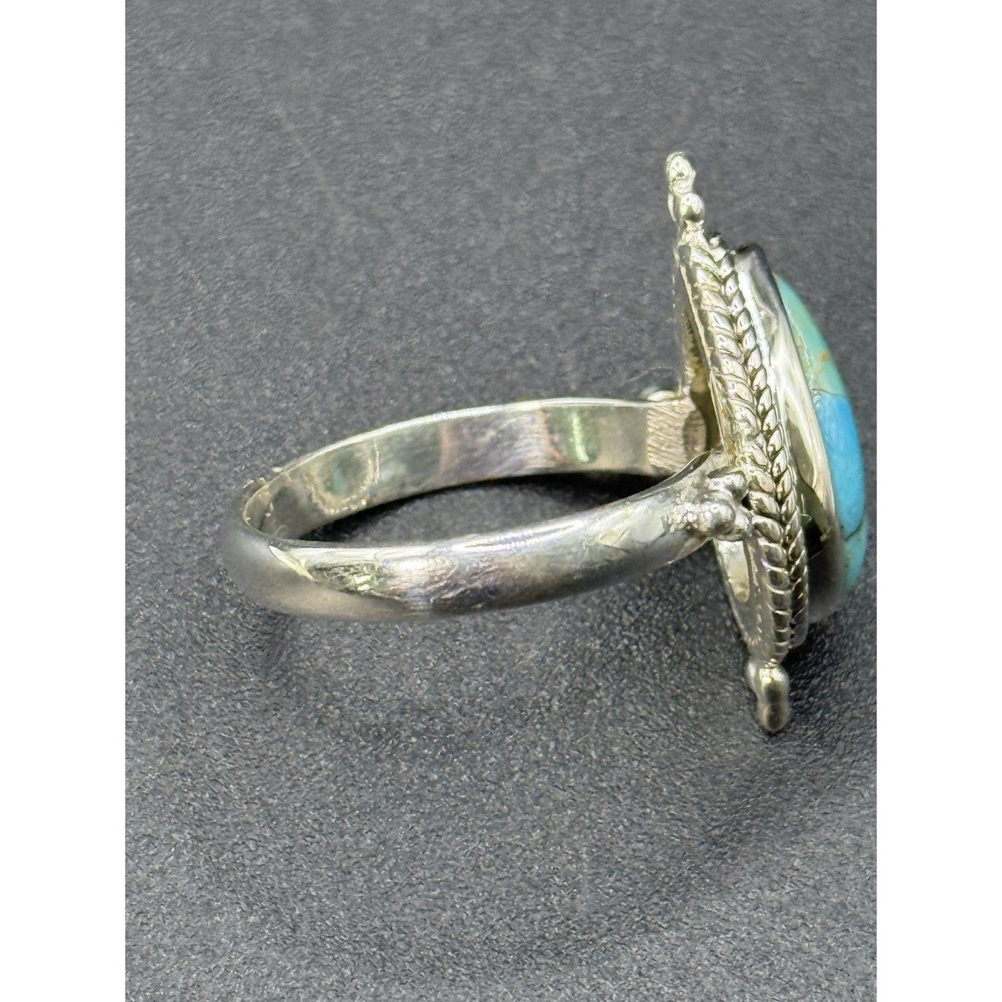 New Condition Sterling Silver Kingman Turquoise Mojave Ring Size 8.00