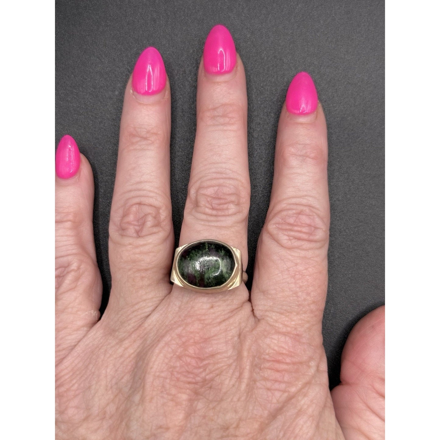 Vintage Sterling Silver Ruby Zoisite Ring Size 8.25 Q16