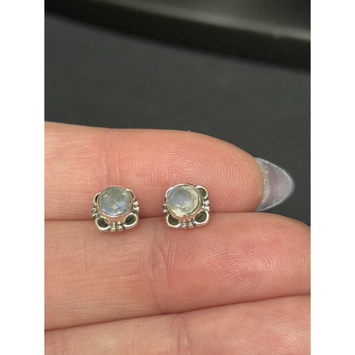 New Condition Sterling Silver Genuine Moonstone Stud Earrings 925 5MM