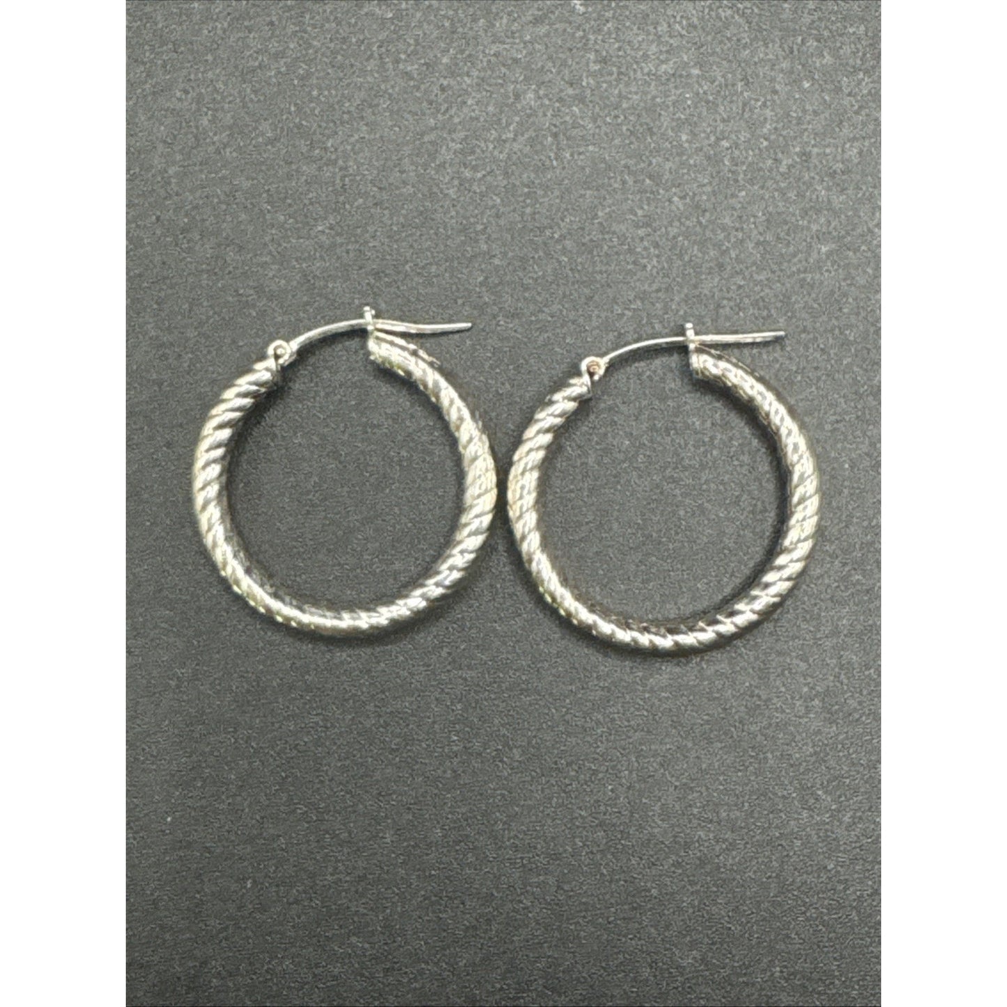 Sterling Silver 22mm Textured Hoop Earrings 925 T22
