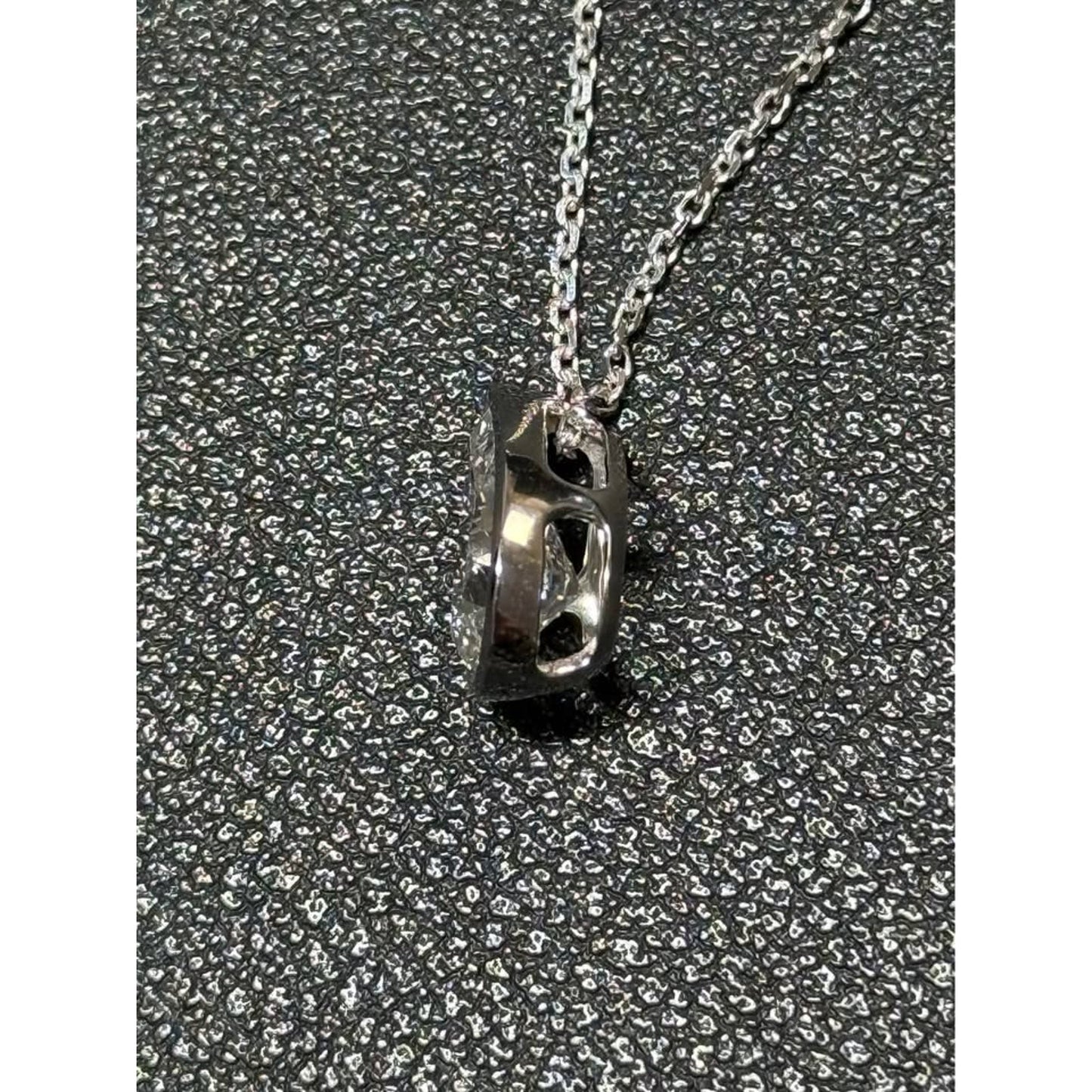 14k White Gold 2.04 Carat Lab Grown Pear Brilliant Diamond E Color VS1 Clarity Necklace IGI