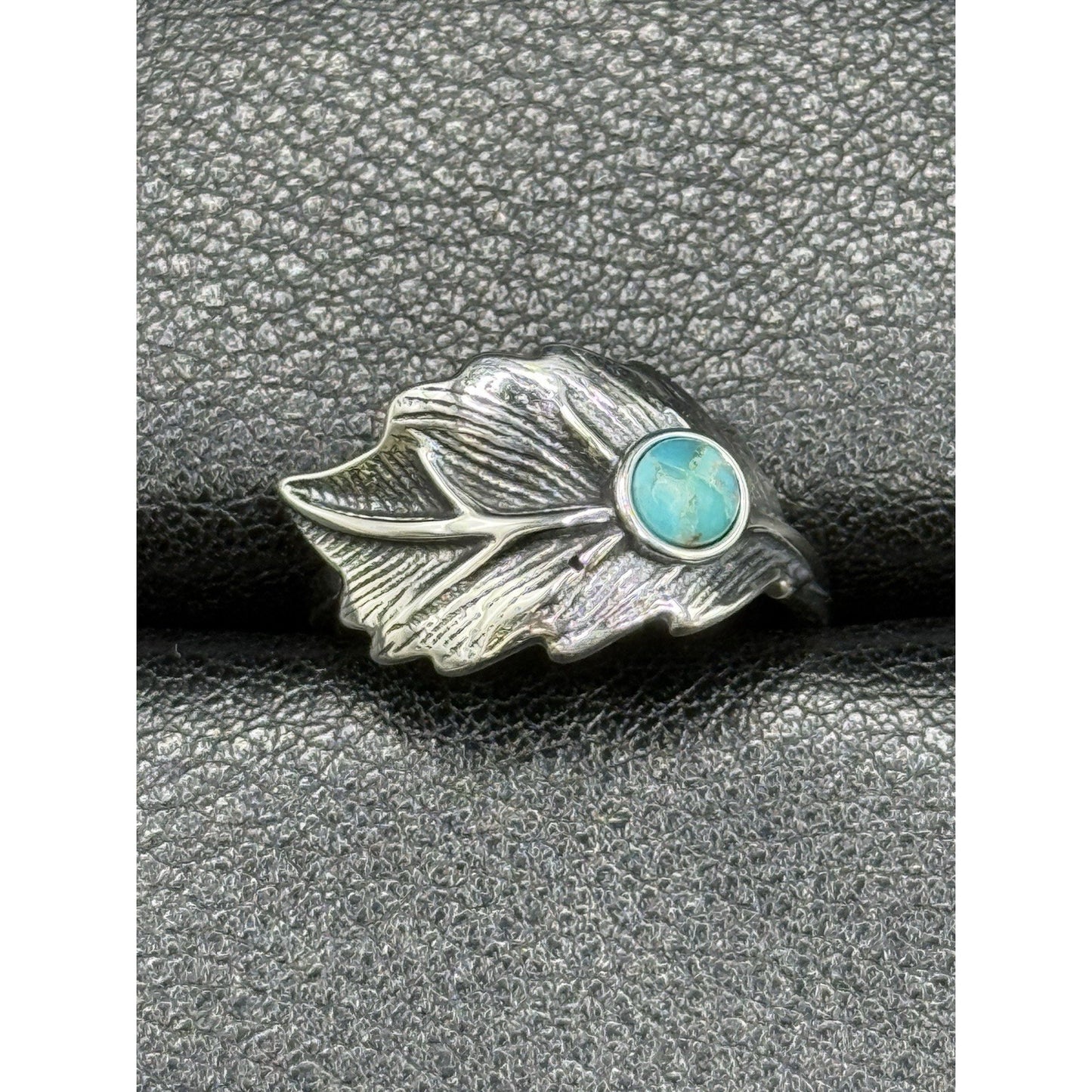 New Condition Sterling Silver Genuine Turquoise Ring Size 7.00