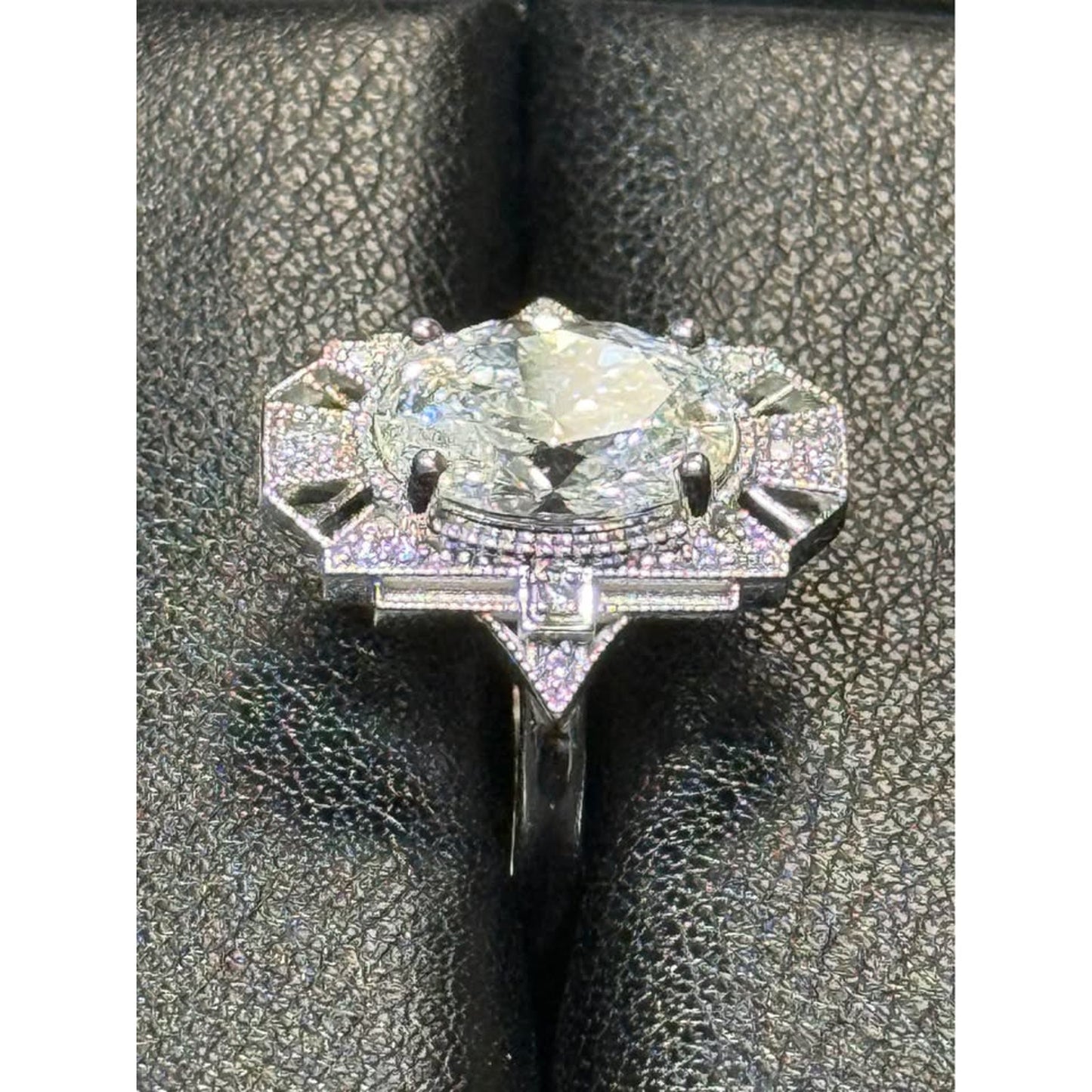 Brand New 14k White Gold 3.08 Carat Oval Brilliant Lab Grown Diamond F Color VS1 Clarity IGI