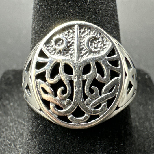 New Condition Sterling Silver 7RI24 Celtic Sun Moon Ring 925 Size 7